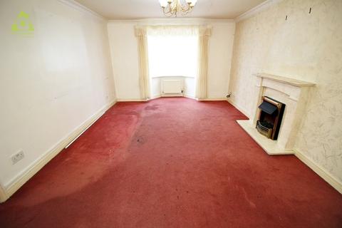 2 bedroom apartment for sale, Birchgrove Close, Over Hulton, BL3 4LR