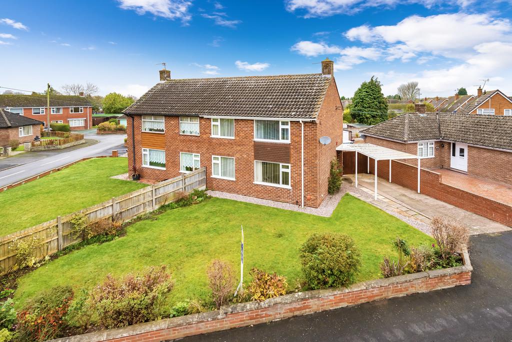 Muxton, Telford 3 bed semidetached house for sale £215,000
