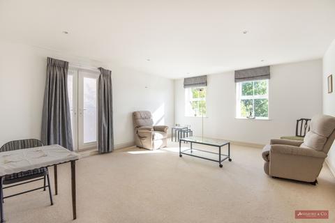 3 bedroom apartment for sale, Grasmere Court, Holders Hill Gardens, London, NW4