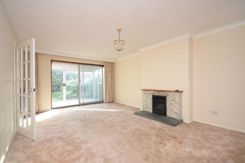 107 Highcroft Crescent, Bognor Regis, PO22 8DT