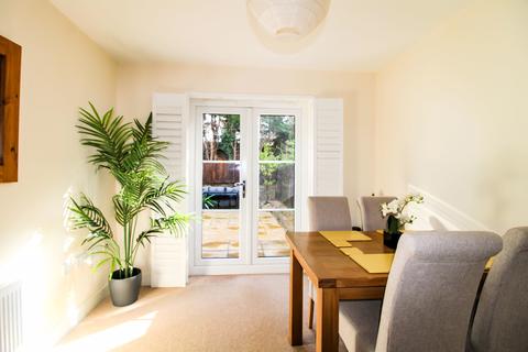 8 Carpenters, Cricklade, Swindon, SN6 6FG