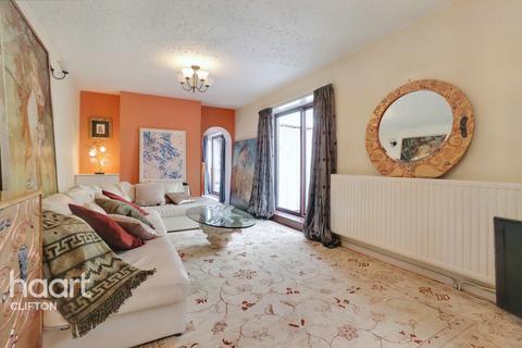 3 bedroom semi-detached house for sale - Southwood Drive, Bristol