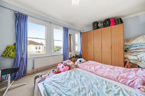 34 Wellesley Road, London, E11 2HF
