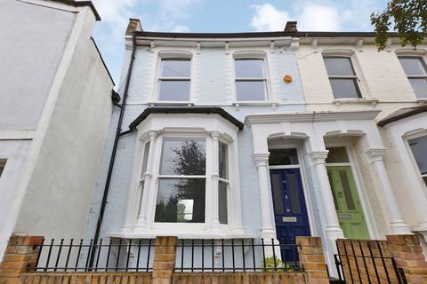 26 Tyssen Road, London, N16 7LX