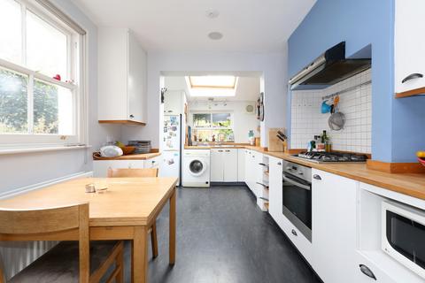 26 Tyssen Road, London, N16 7LX