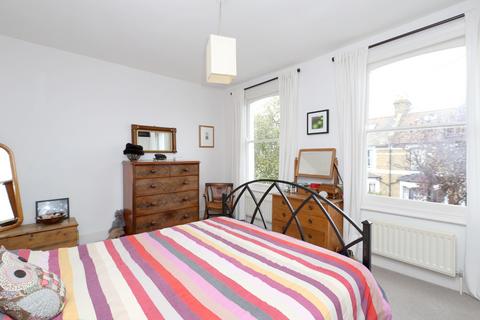 26 Tyssen Road, London, N16 7LX