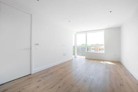2 bedroom apartment to rent, High Street, Hornsey, London