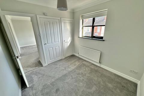 1 bedroom apartment to rent, Badshot Lea Road, Farnham GU9