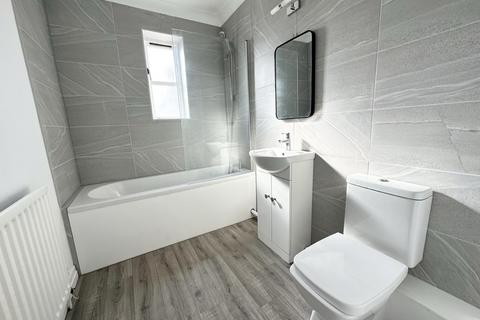 1 bedroom apartment to rent, Badshot Lea Road, Farnham GU9