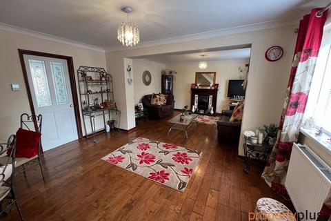 undefined, Ynys Hir, Pontypridd, South Wales, CF37
