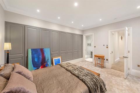 2 bedroom flat to rent, Observatory Gardens, Kensington, London
