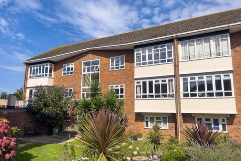 3 bedroom apartment for sale, Turret House, Felpham Village