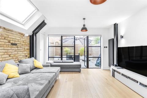 2 bedroom flat to rent, Glenrosa Street, Fulham, London, SW6