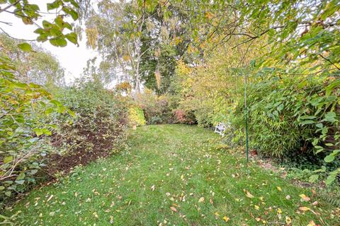 66 Lindrosa Road, Sutton Coldfield, B74 3LB