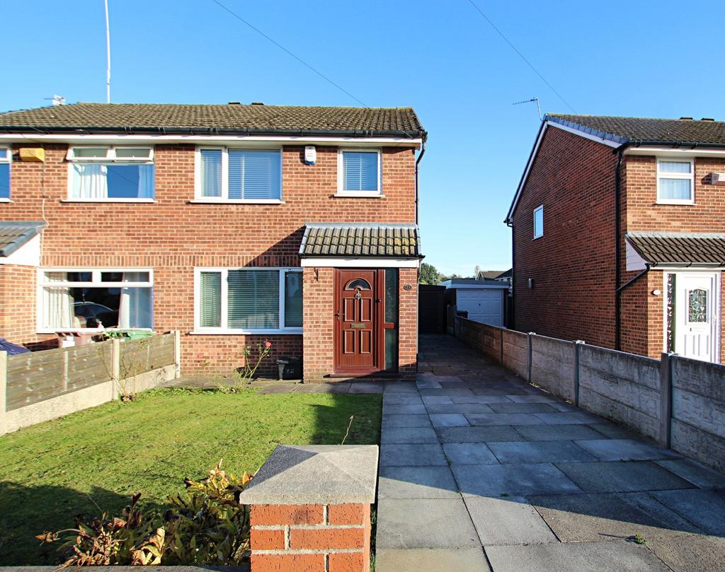 Coldstone Drive, AshtoninMakerfield, Wigan, WN4 3 bed semidetached