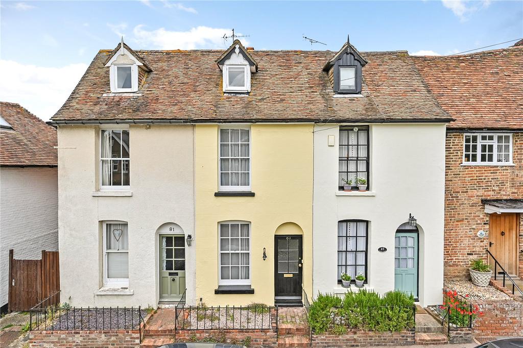 Bridge Street, Wye, Ashford, Kent, TN25 2 bed terraced house £900 pcm