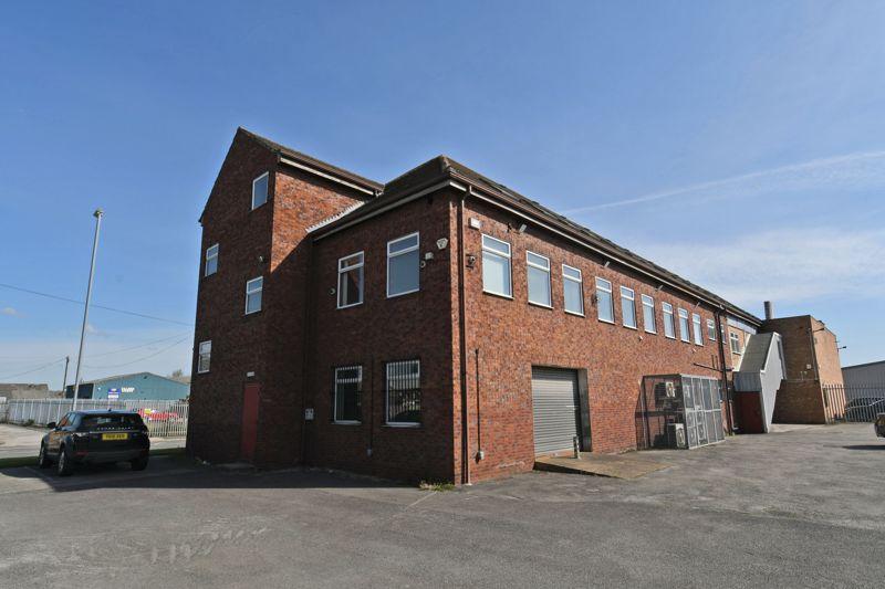 Methley Rd, Castleford Property to rent £5,000 pcm (£1,154 pw)