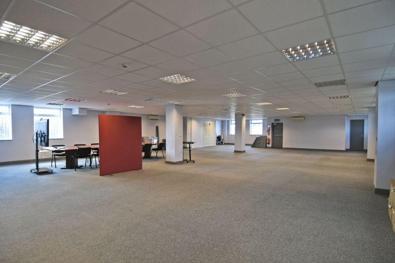 Methley Rd, Castleford Property to rent £5,000 pcm (£1,154 pw)