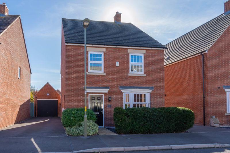 Chilton Field Way, Chilton 4 bed detached house for sale £495,000
