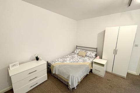 Studio to rent, Studio 12 Challenge Works, City Centre