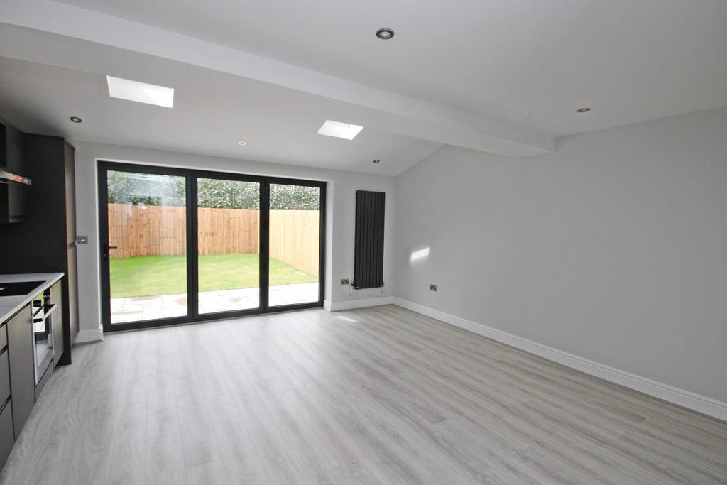 Church Lane, Lowton, Warrington, WA3 3 bed semidetached house £284,950