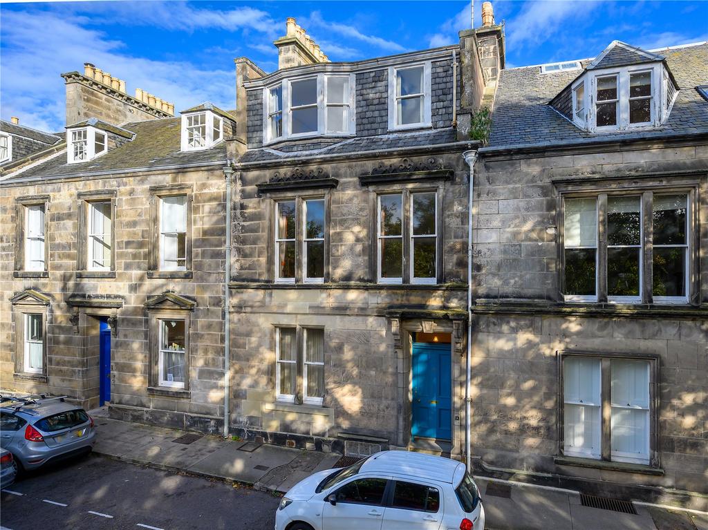 Queens Gardens, St. Andrews, Fife, KY16 5 bed terraced house for sale