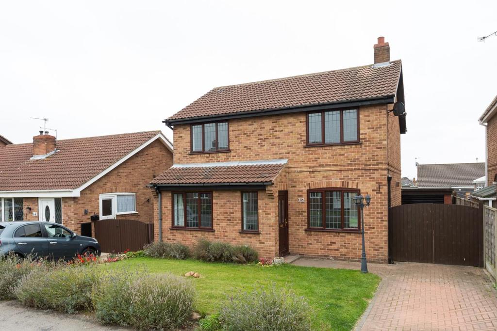 Moat Way, Brayton 4 bed detached house £1,200 pcm (£277 pw)