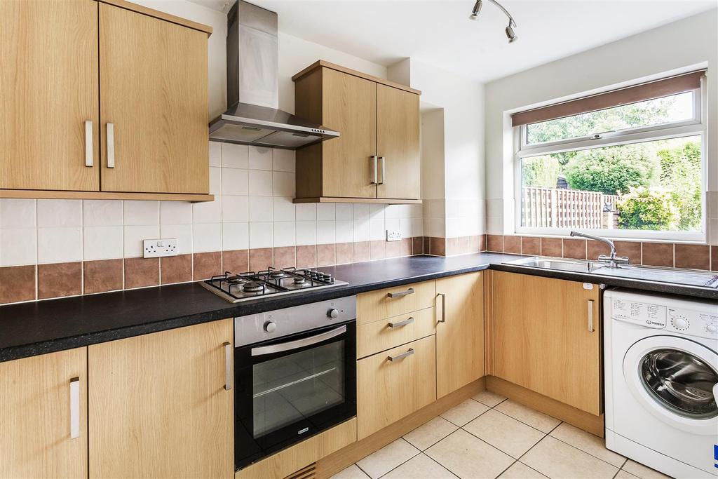 Home Park, Hurst Green, Oxted 2 bed end of terrace house £385,000