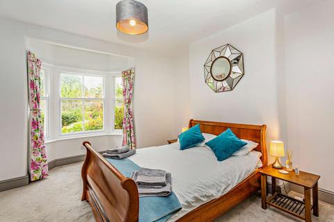 2, Oakdale Cottage Cornwall Road, Harrogate, HG1 2NG