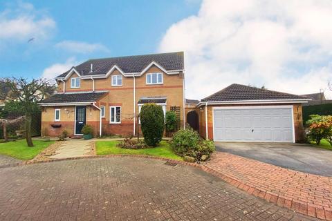 40 Cheyne Garth, Hornsea, HU18 1BF