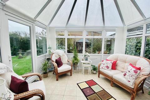 40 Cheyne Garth, Hornsea, HU18 1BF