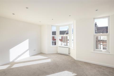 4 bedroom terraced house for sale - Meeson Road, Stratford, London, E15