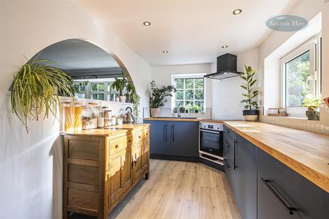 3 Heavygate Road, Sheffield, S10 1PE