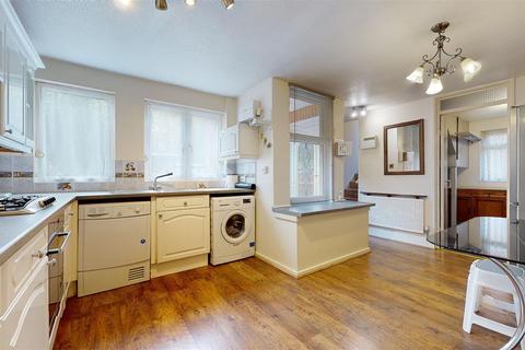 201 Downs Barn Boulevard, Downs Barn, Milton Keynes, MK14 7PY
