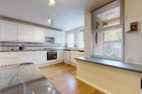 201 Downs Barn Boulevard, Downs Barn, Milton Keynes, MK14 7PY