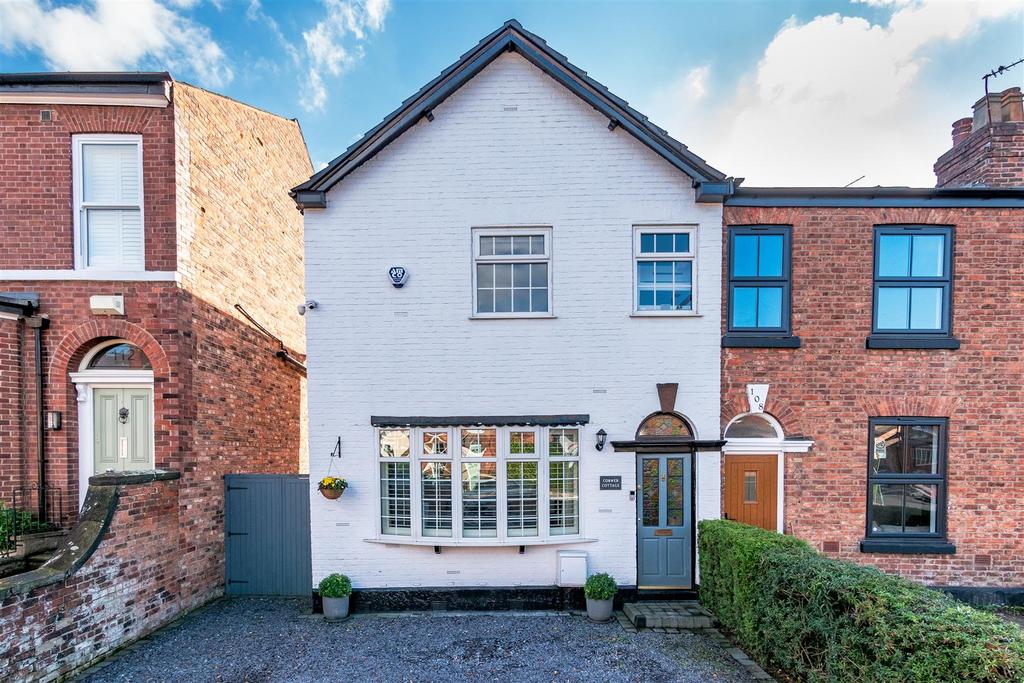 Hale Road, Hale, Altrincham 4 bed end of terrace house £700,000