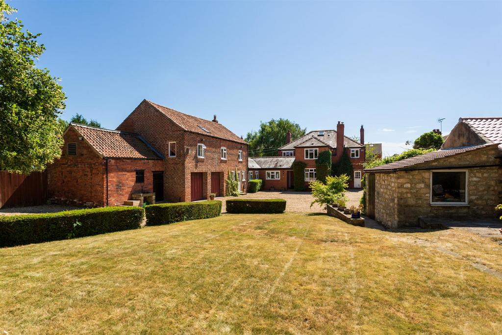 College Farm, Wighill, Tadcaster 6 bed house £1,100,000