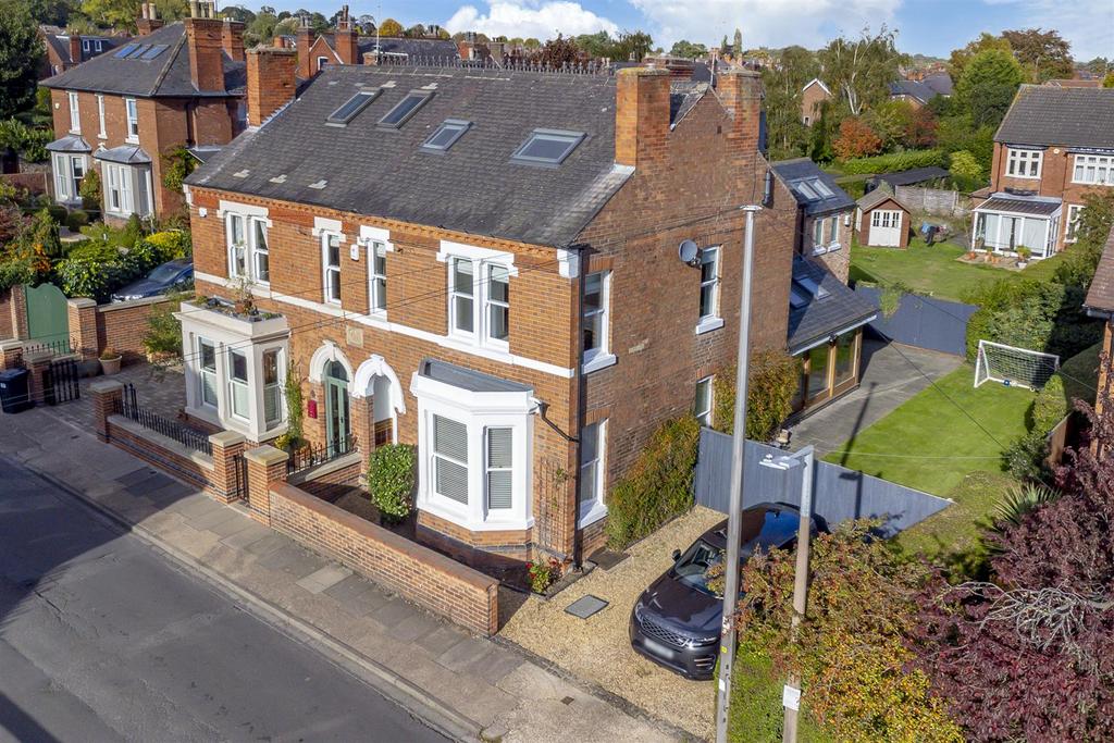 Cromwell Road, Beeston 4 bed semidetached house for sale £600,000
