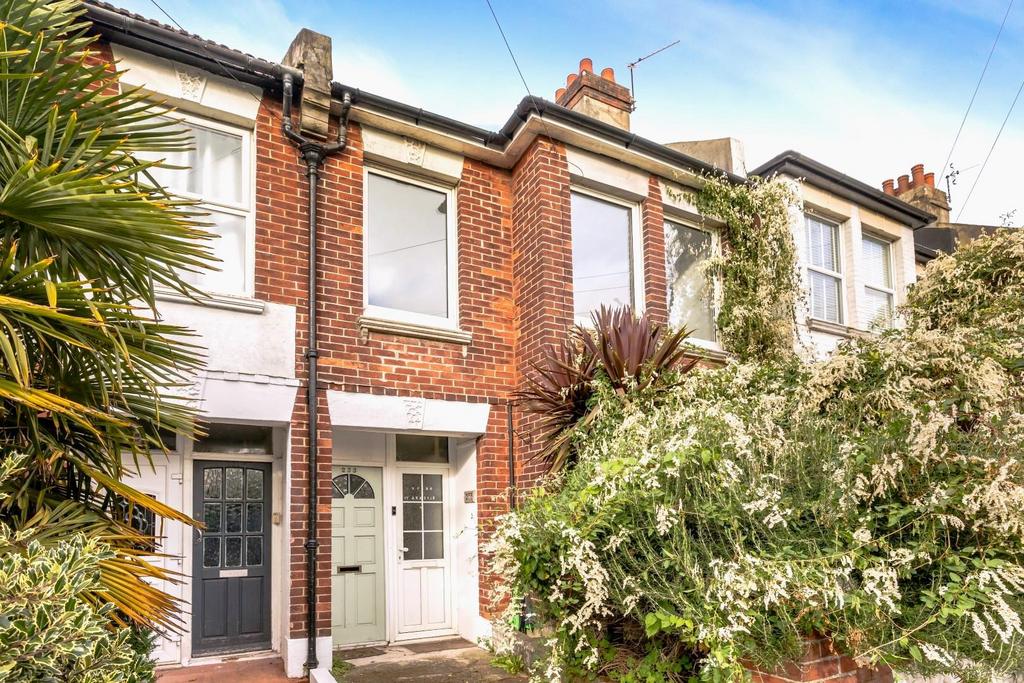 Bear Road, Brighton 2 bed flat for sale £289,000