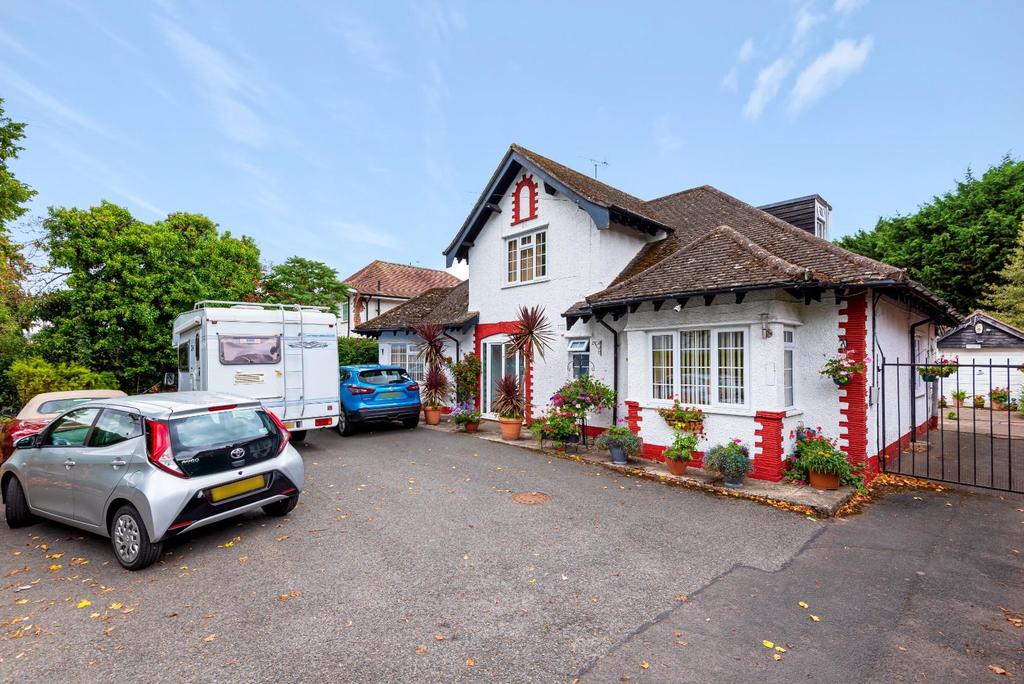 172 Ross Road, Hereford, HR2 7PH 4 bed detached house for sale £465,000