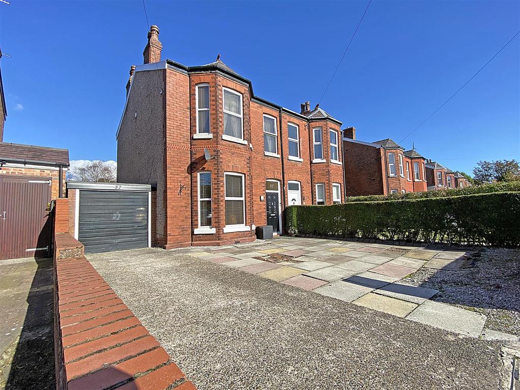 Rosemary Lane, Formby, Liverpool 4 bed house for sale £450,000