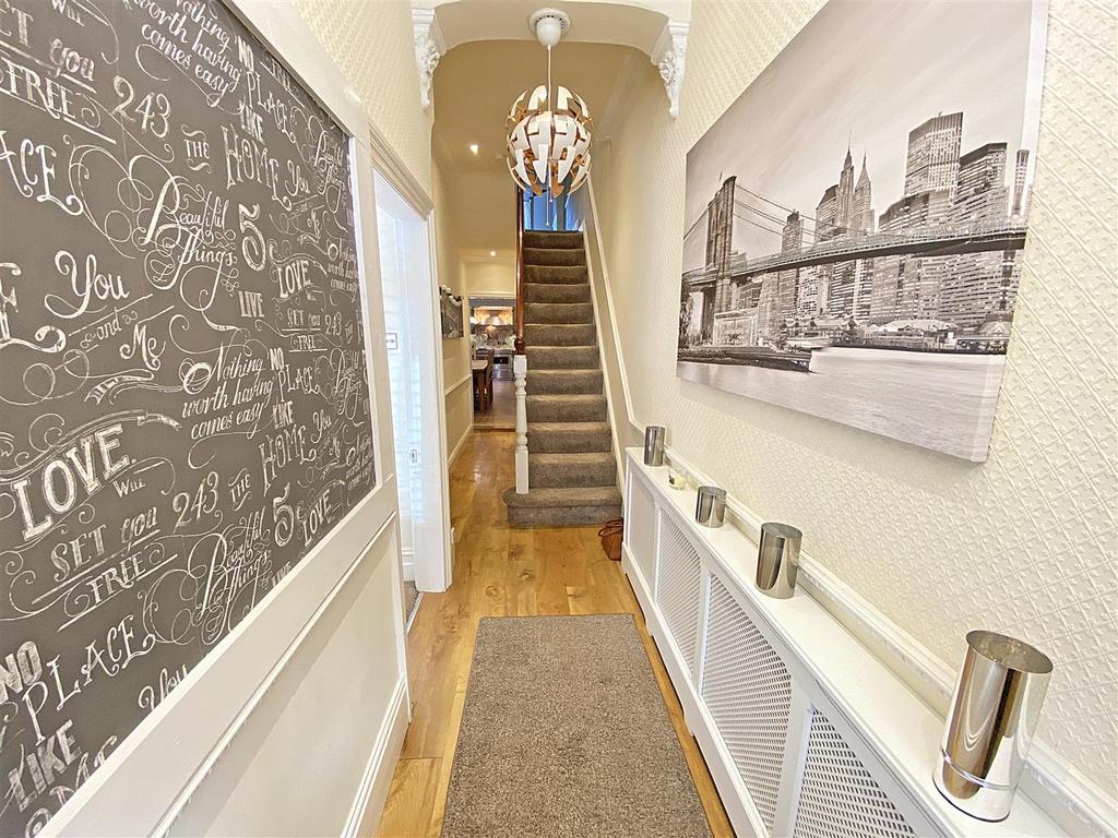 Rosemary Lane, Formby, Liverpool 4 bed house for sale £450,000