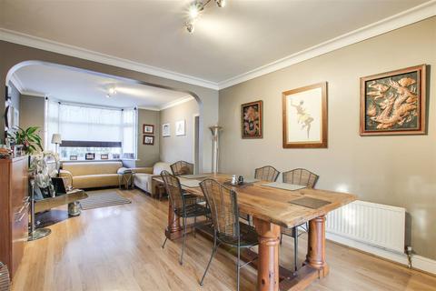 3 bedroom terraced house for sale, Abbey Road, Waltham Cross