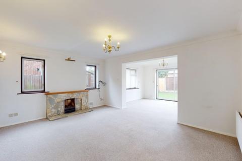 30 Fairoaks, Herne Bay, CT6 6EU