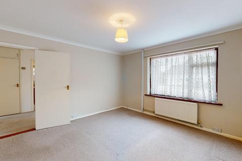 30 Fairoaks, Herne Bay, CT6 6EU