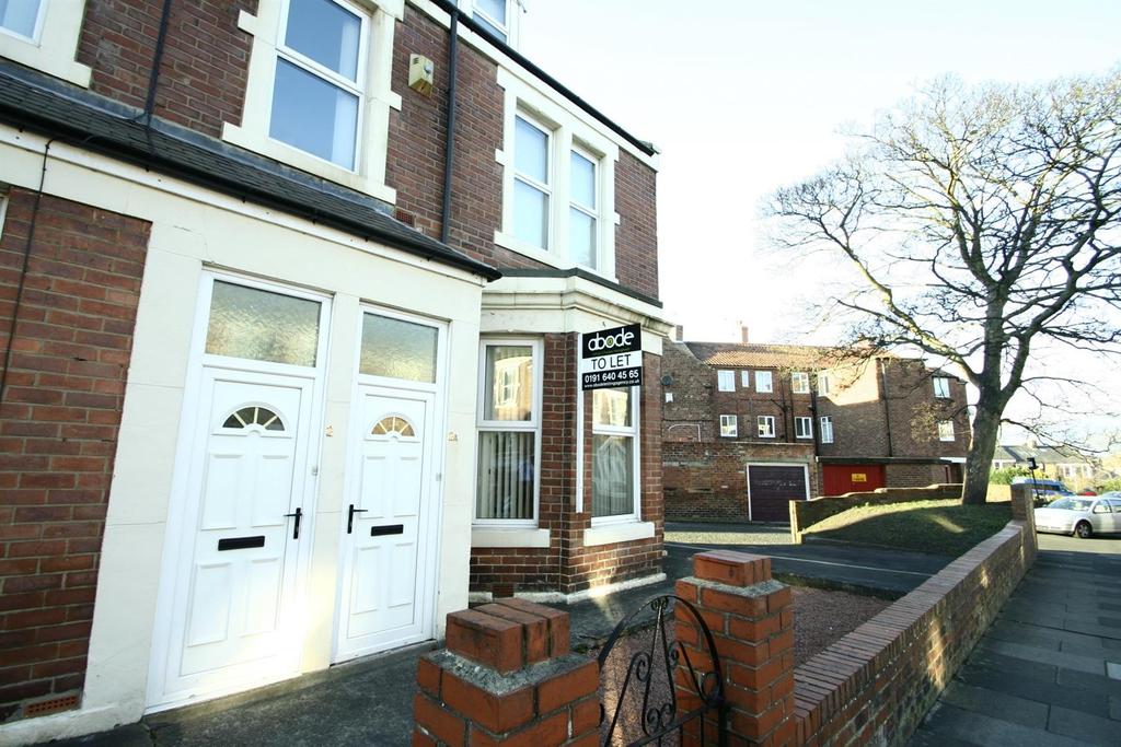 Flat A, Windsor Terrace, South Gosforth 4 bed flat £1,387 pcm (£320 pw)