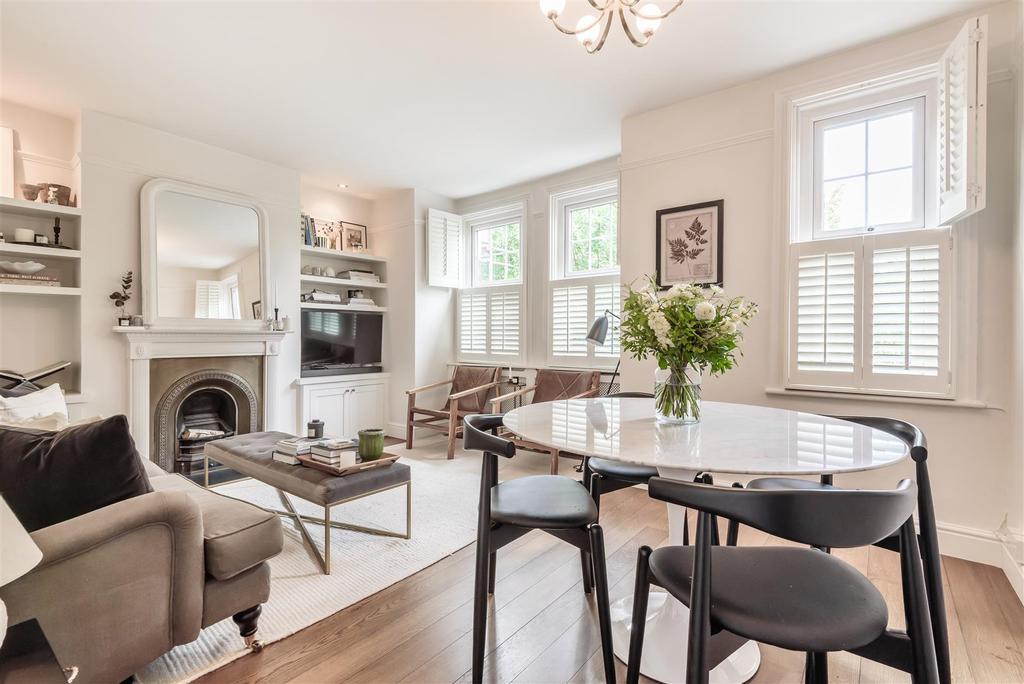 North Road, Richmond 2 bed £740,000