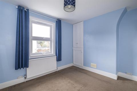 12 Providence Place, Epsom, KT17 4BB