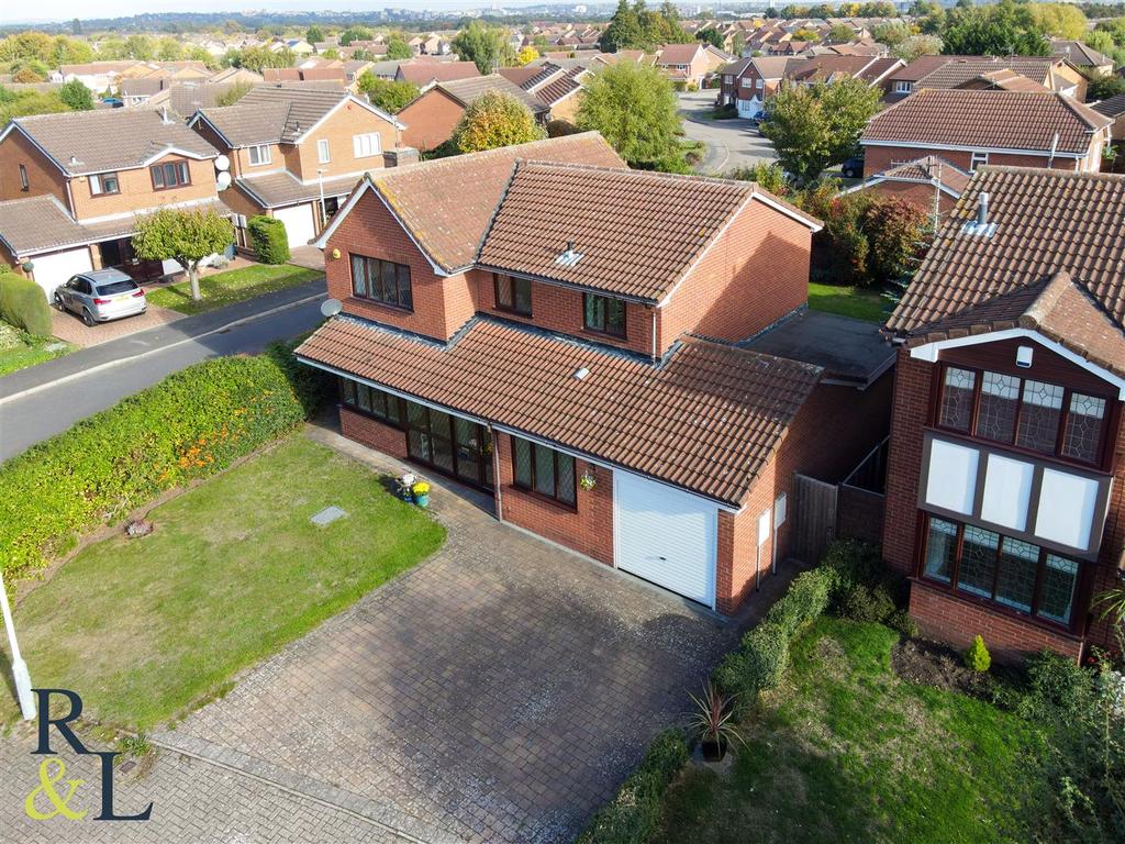 Heather Croft, West Bridgford... 4 bed detached house £515,000