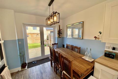 4 Bailey Way, Dursley, GL11 4FF
